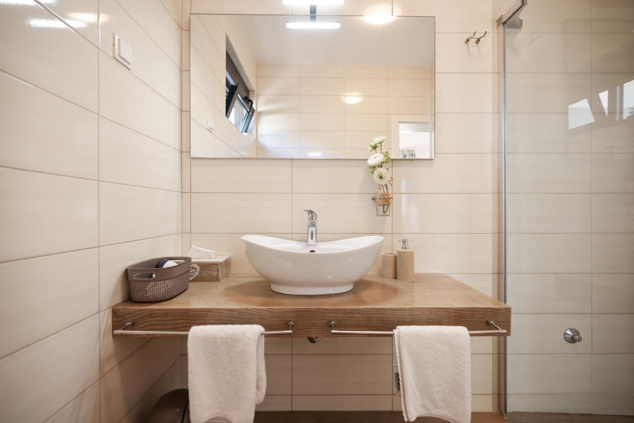 Apartments Mato ซาดาร์ ภายนอก รูปภาพ