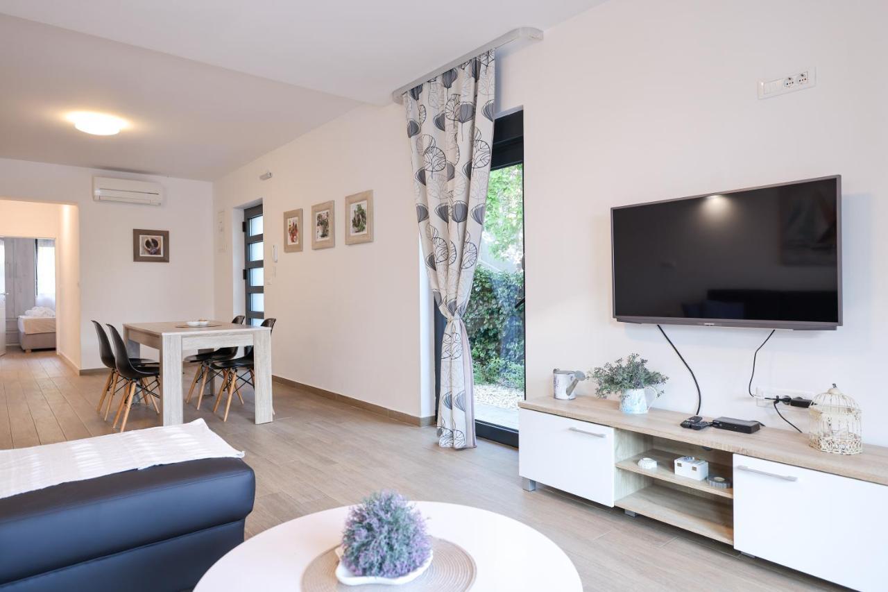 Apartments Mato ซาดาร์ ภายนอก รูปภาพ