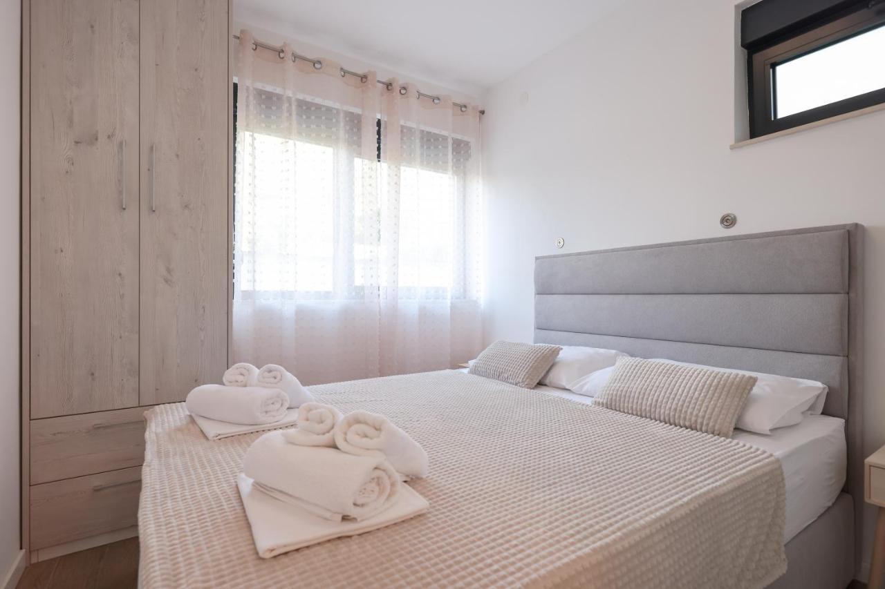 Apartments Mato ซาดาร์ ภายนอก รูปภาพ