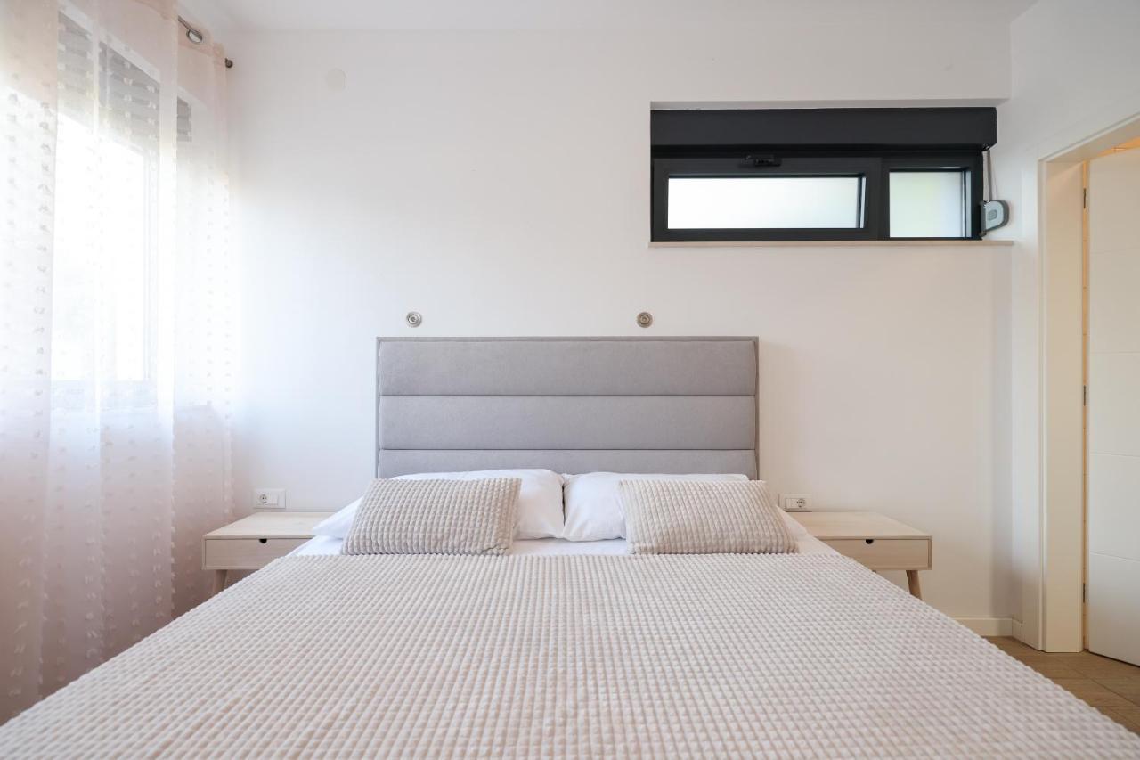 Apartments Mato ซาดาร์ ภายนอก รูปภาพ